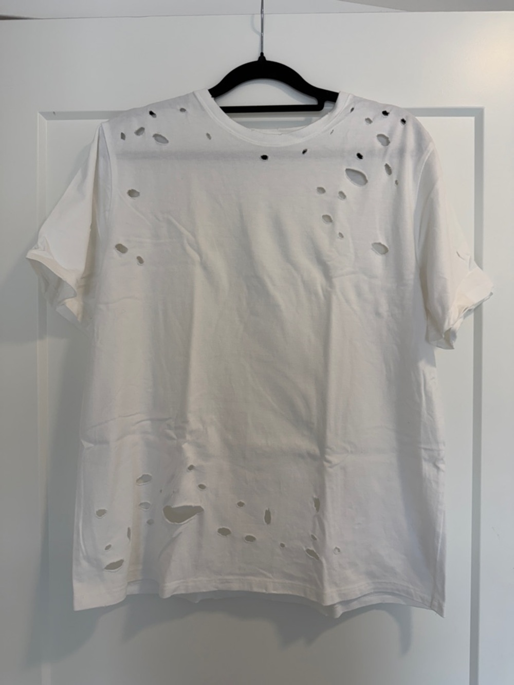Women’s Distressed White Short-Sleeve T-Shirt Sz M
